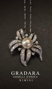Pendente com Pérola e Diamantes